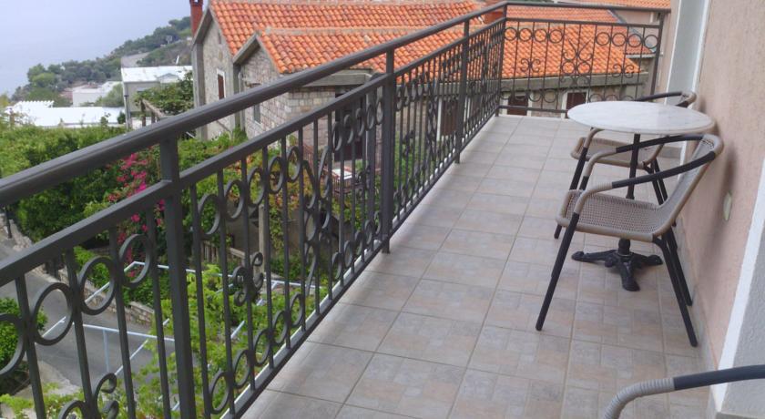 Apartments Mitrovic Podlicak Sveti Stefan Oda fotoğraf