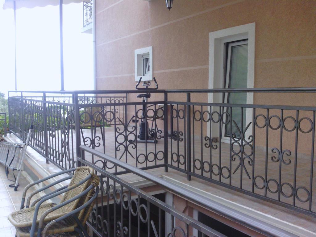 Apartments Mitrovic Podlicak Sveti Stefan Dış mekan fotoğraf
