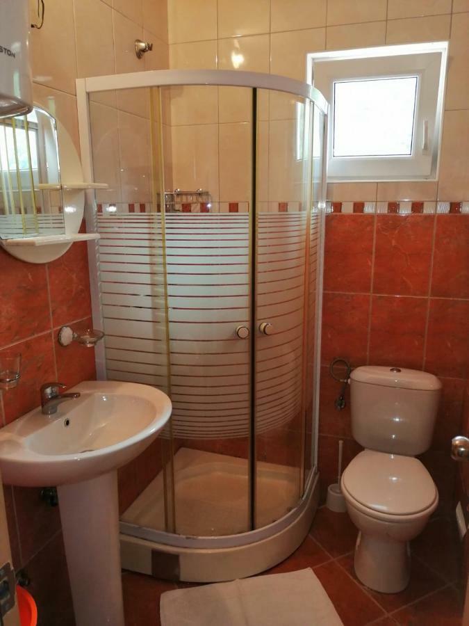Apartments Mitrovic Podlicak Sveti Stefan Dış mekan fotoğraf