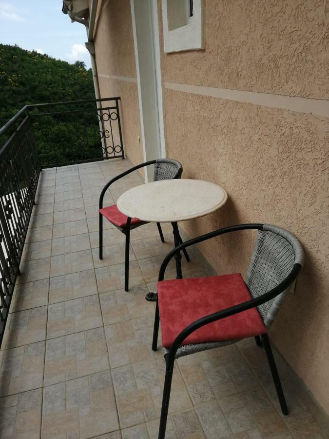 Apartments Mitrovic Podlicak Sveti Stefan Dış mekan fotoğraf